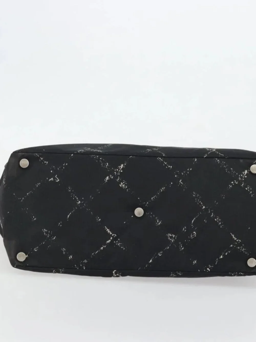 CHANEL brand	chanel color	black